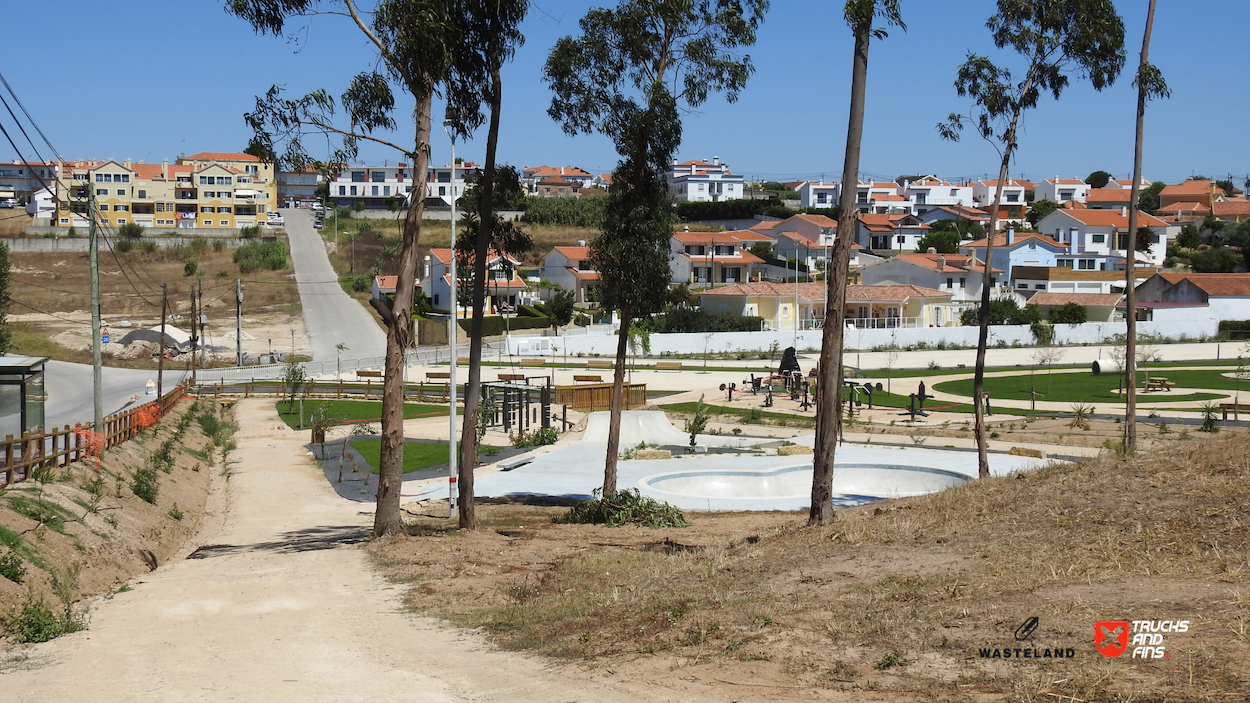 São Pedro da Cadeira skatepark